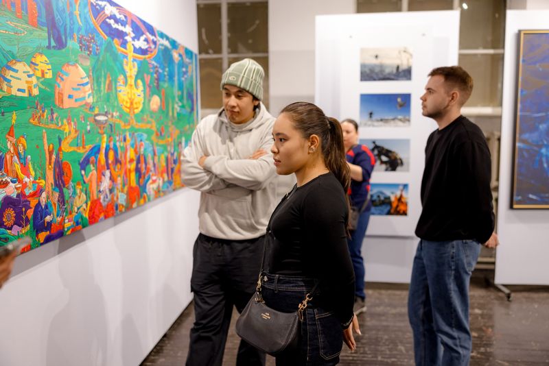 Выставку о границах власти человека и будущем планеты открыли в Алматы