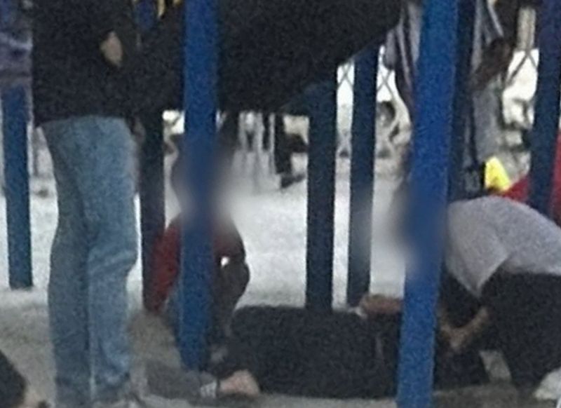 Опасные игры: в Актау ребёнок получил сотрясение, играя в «Собачий кайф»