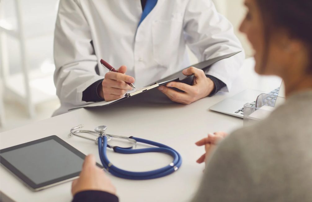 Родители пациента напали на врачей в детской больнице Акмолинской области