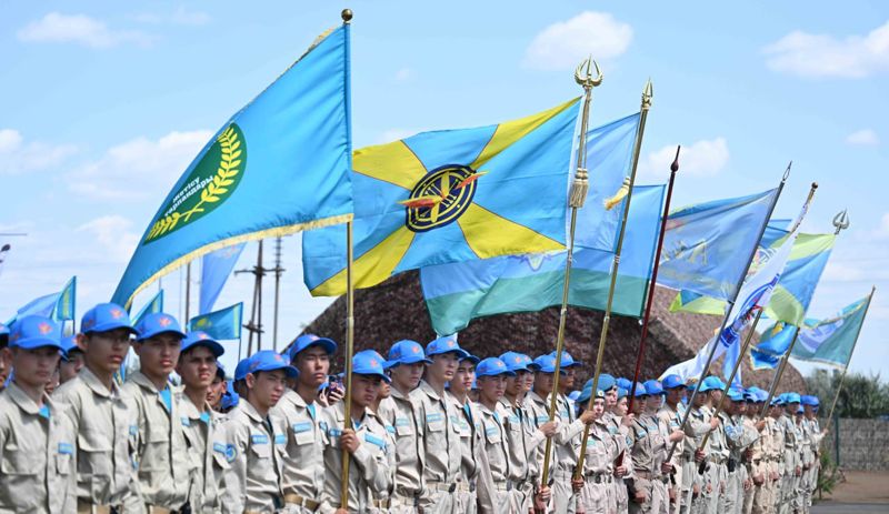 Токаев дал старт международному военно-патриотическому сбору молодежи «Айбын»