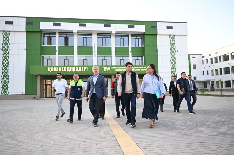Сатыбалды указал на недостатки при строительстве школы в микрорайоне Акбулак