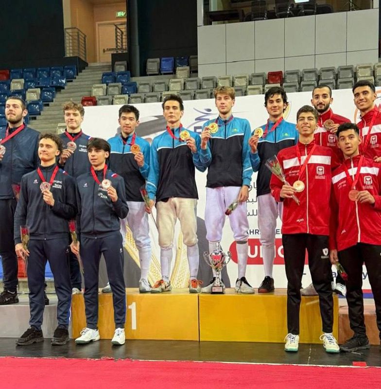 Чемпионами Кубка Мира стали казахстанские шпажисты