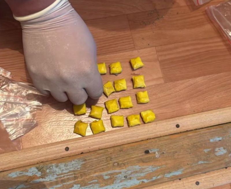 Жителям ВКО начали платить за сообщения о наркотиках