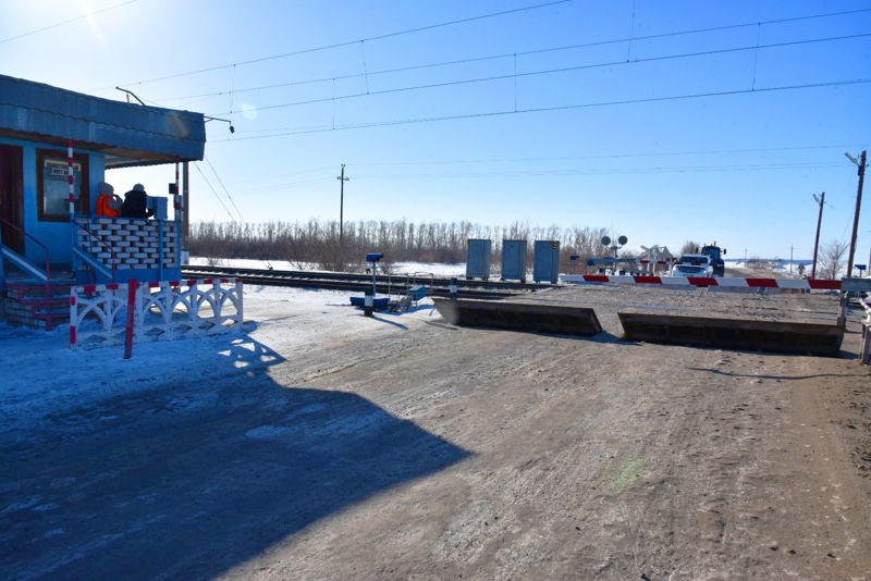 В КТЖ протестировали систему для предотвращения аварий на железнодорожных переездах