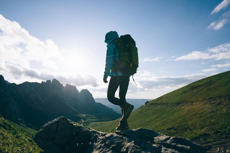 Туристов в Казахстане хотят обязать информировать МЧС о походах в горы