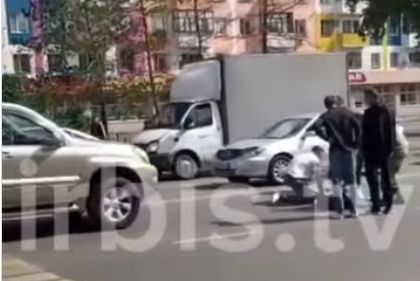 В Павлодаре женщина сбила школьника на пешеходном переходе