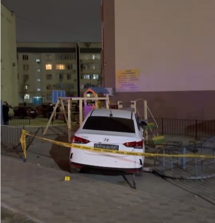 Ақтауда жасөспірім көлік балалар алаңына кіріп кеткеннен зардап шекті