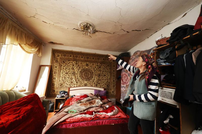 В Кыргызстане 48 домов получили повреждения во время землетрясений, эпицентр которых был в Казахстане