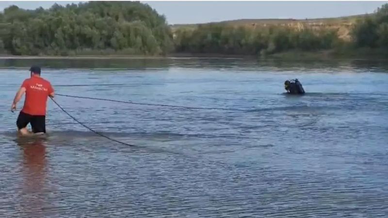 Пытались спасти подростка и утонули вместе с ним: три человека погибли в ВКО