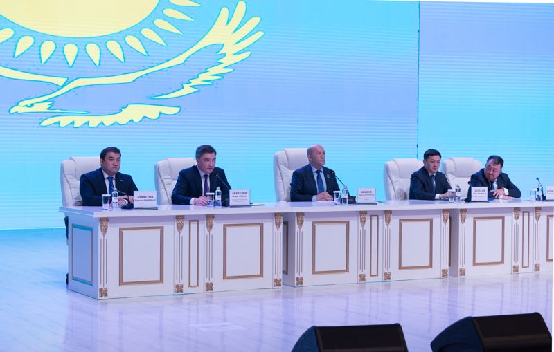 64 депутата не высказались в поддержку нового акима Туркестанской области