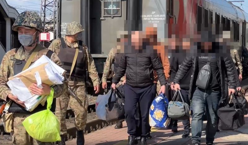 Из России экстрадировали казахстанца, подозреваемого в особо крупном мошенничестве