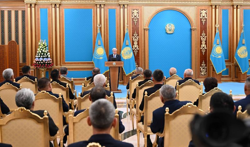 Казахстан должен стать ведущим авиационным хабом региона – Токаев