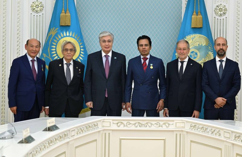 Представителей мировой нейрохирургии принял Токаев в Акорде