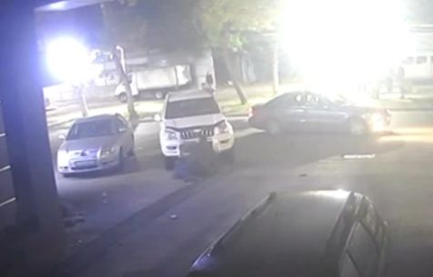 В Алматы водитель умышленно сбил соседа прямо во дворе