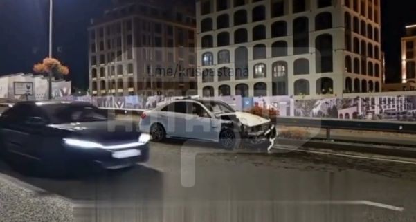 Машины в хлам: на ВОАД произошло тройное ДТП