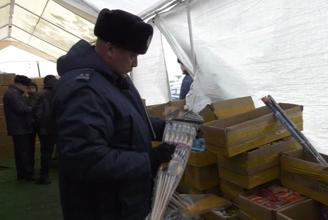 Взрывов не будет: в Алматы изъяли больше полутонны нелегальной пиротехники
