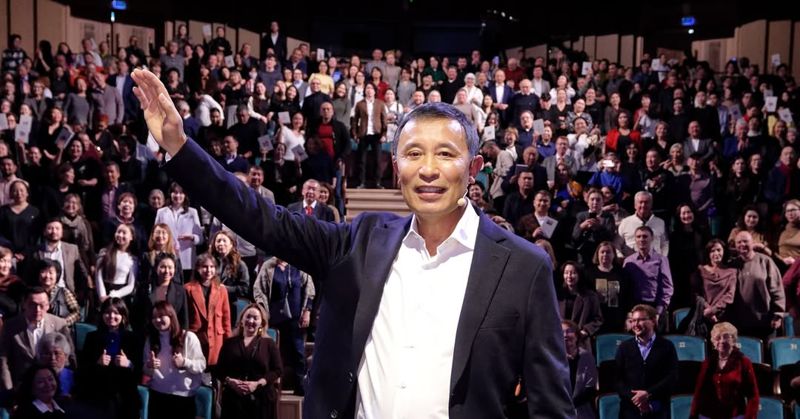 Государство его поддерживало: в Минкультуры высказались об отъезде режиссера Турсунова