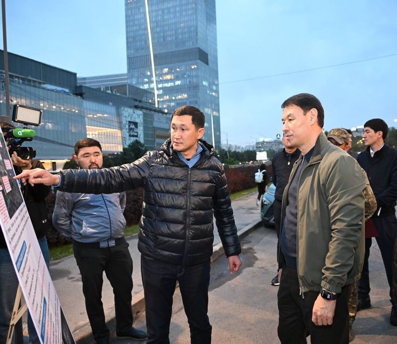 Жёсткий разнос акимов после ливня: Сатыбалды уволил замакима Бостандыкского района