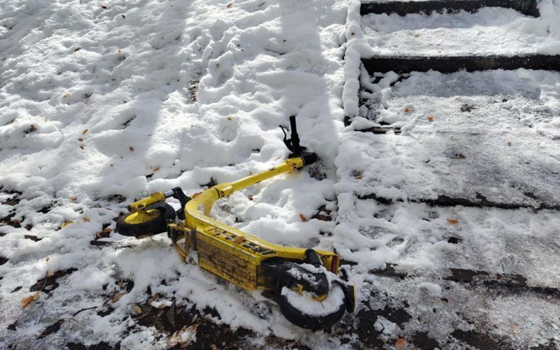 Ішкі істер министрлігі самокаттар туралы жаңа шараларға түсініктеме берді