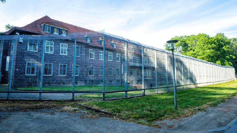 Бунт устроили заключенные в немецкой психбольнице для преступников