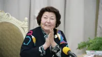 Экс-первая леди Казахстана Сара Назарбаева жива
