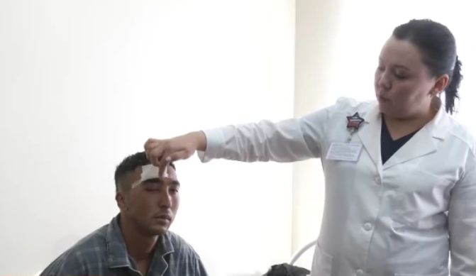 Контрактнику выбили глаз на присяге: «шоу» начальства закончилось трагедией