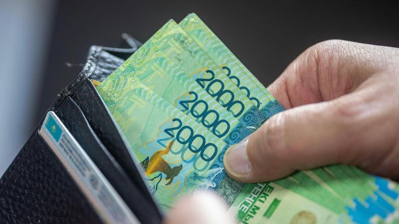 Жумангарин рассказал, когда доходы казахстанцев начнут расти быстрее инфляции