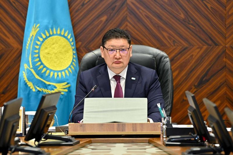 Течёт крыша и треснули стены: аким области Абай раскритиковал качество построенных медобъектов