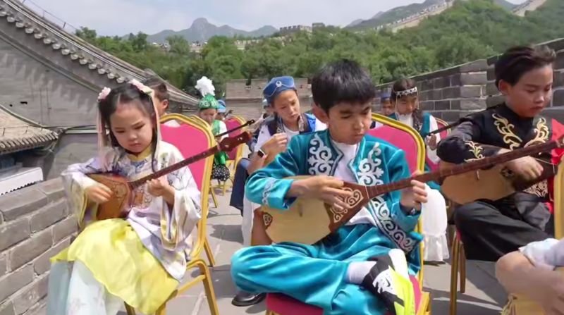 Кюй "Келіншек" прозвучал на Великой Китайской стене