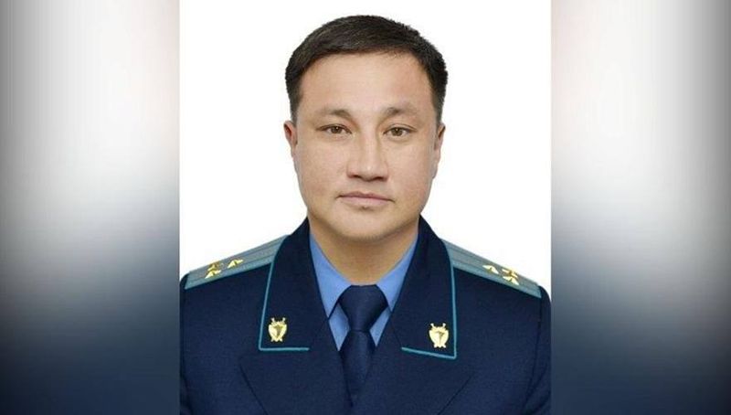 Заңды бұзған жоқ: Ақтау прокуроры Алматы әуежайында ұсталғаннан кейін ақталды