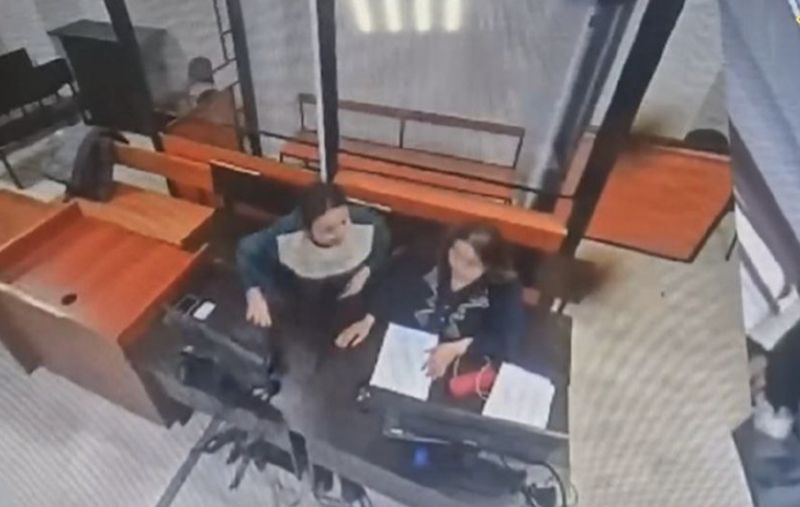 Скандал в зале суда: актюбинку осудили за угрозы судье и разбитый монитор