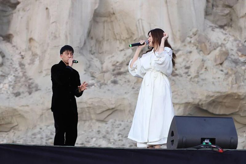 Ерке Есмахан вернулась на сцену после долгого декрета