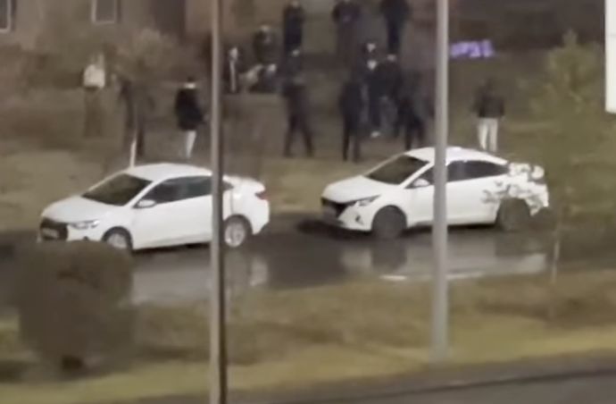 Ученики Чака Норриса: строители Астаны устроили массовую драку