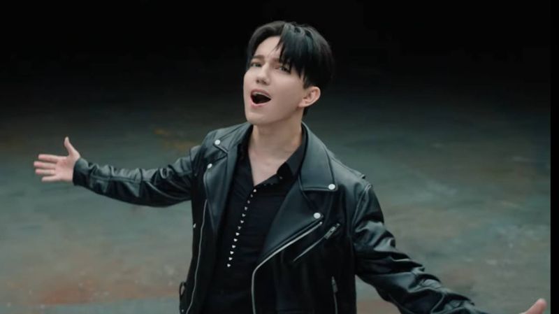 Поездка на концерт за границу: Димаш Кудайберген запустил челлендж