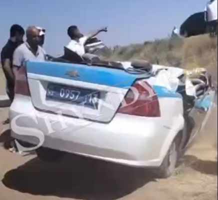 Полицейский автомобиль перевернулся на трассе в Туркестанской области