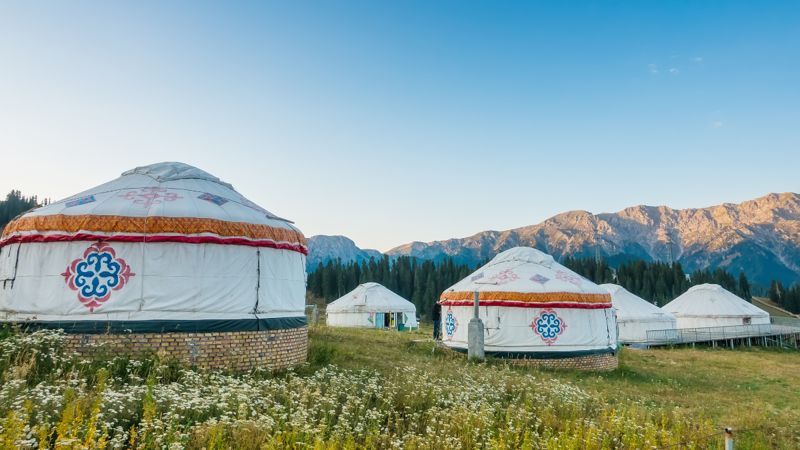 В Актау отменили тендер на покупку юрт за 81 млн тенге после критики горожан