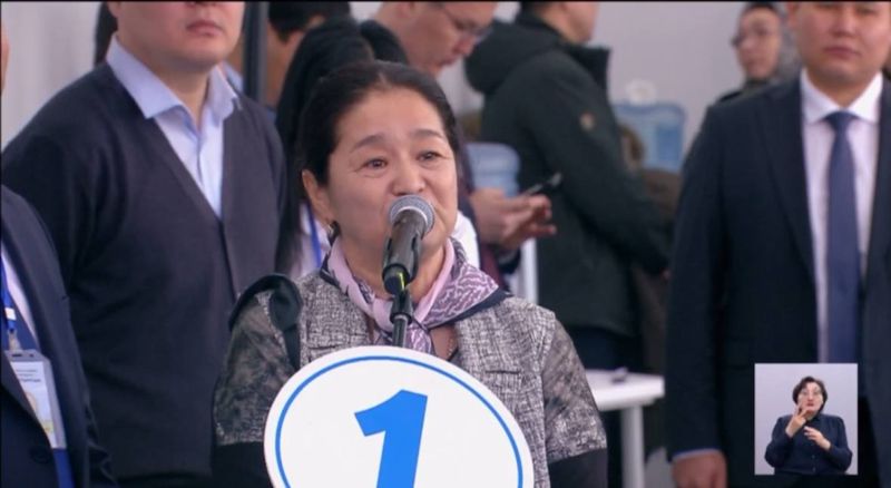 Невозможно открыть окно: алматинка пожаловалась на едкий запах в районе Айнабулак-2