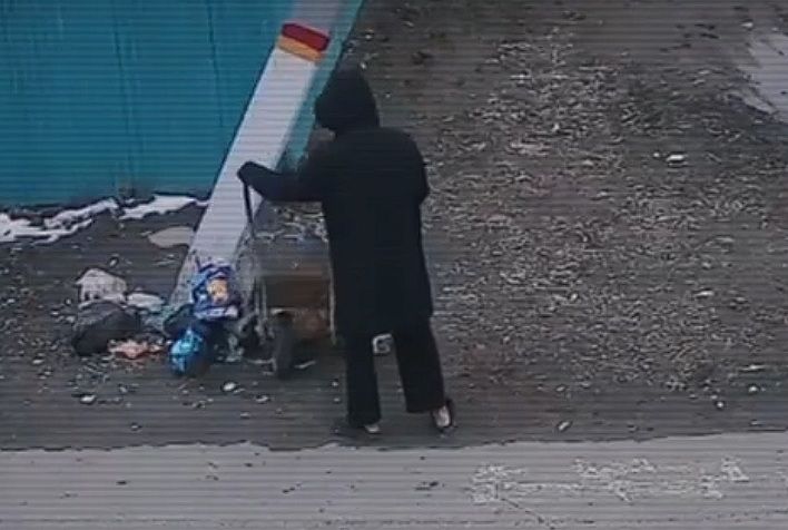 За окурки, харчки и мешки с мусором оштрафовали почти 7000 казахстанцев