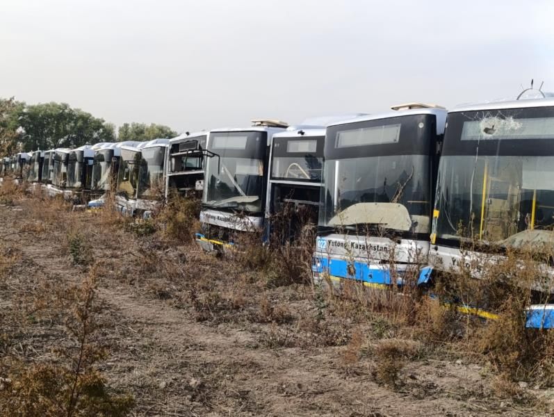 В Алматы старые автобусы продали за 66 млн тенге