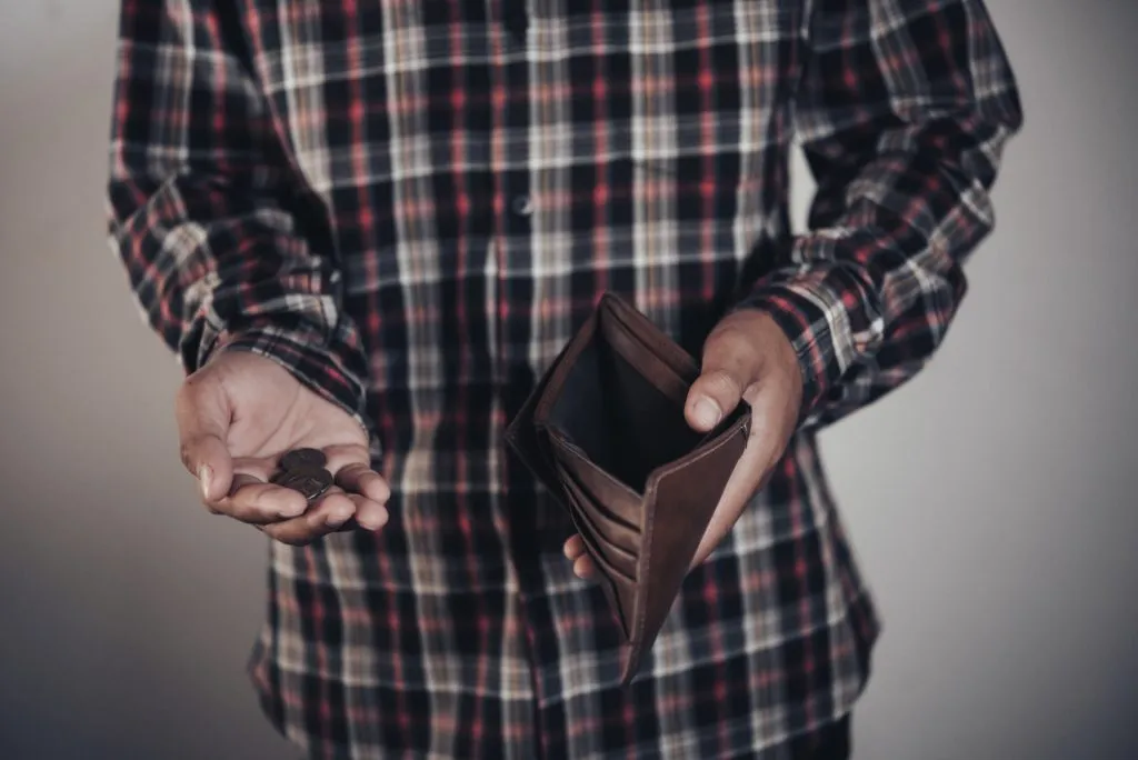 Алименты деньги