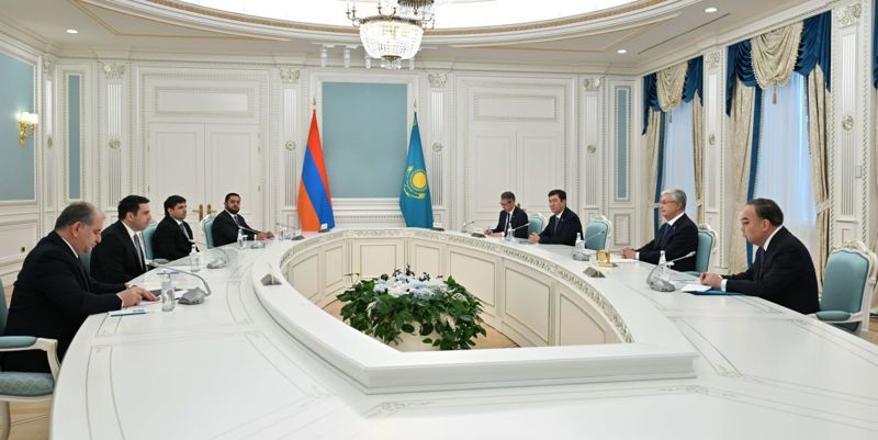 Токаев принял председателя Национального cобрания Армении
