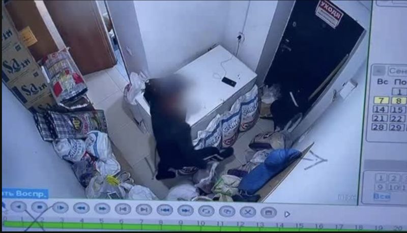 Под видом клиента: вор в Астане совершил налёт на подсобку