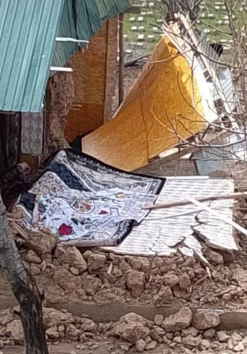 17 домов и школа пострадали во время землетрясения в Таджикистане