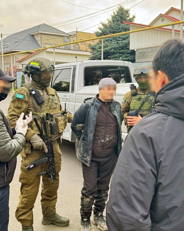 КНБ взял шестерых радикалов в четырёх городах