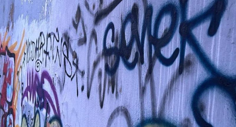 В Казахстане уничтожили 44 тысячи наркограффити