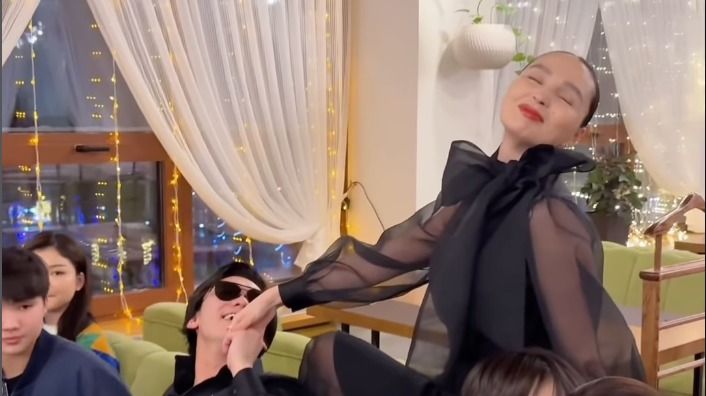 Кайрат Нуртас подарил жене райское наслаждение 