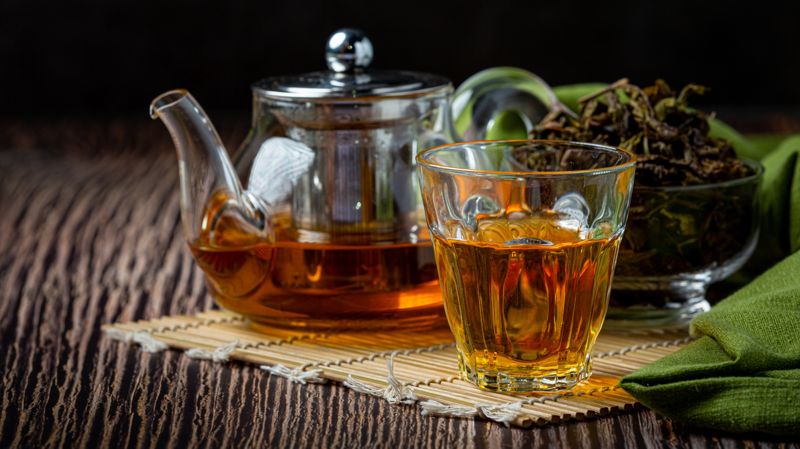 В Казахстане в популярных марках чая обнаружили опасные добавки