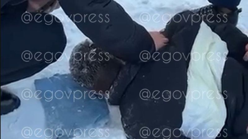 В Астане вооружённый мужчина открыл огонь по сотруднику ПСН "Сункар"