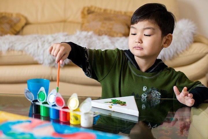 Депутат заявила о провале системы реабилитации особенных детей после 18 лет