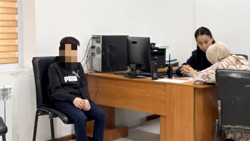 Подросток избил девушку в торговом центре в Актау